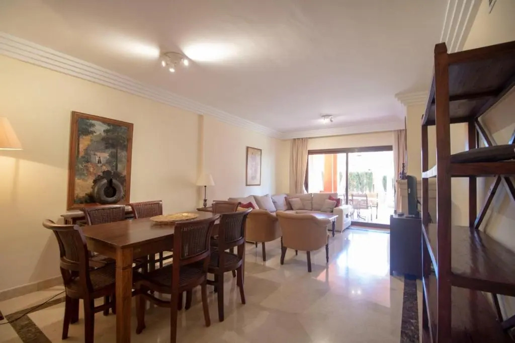 Beautiful apartment in Vasari Puerto Banus