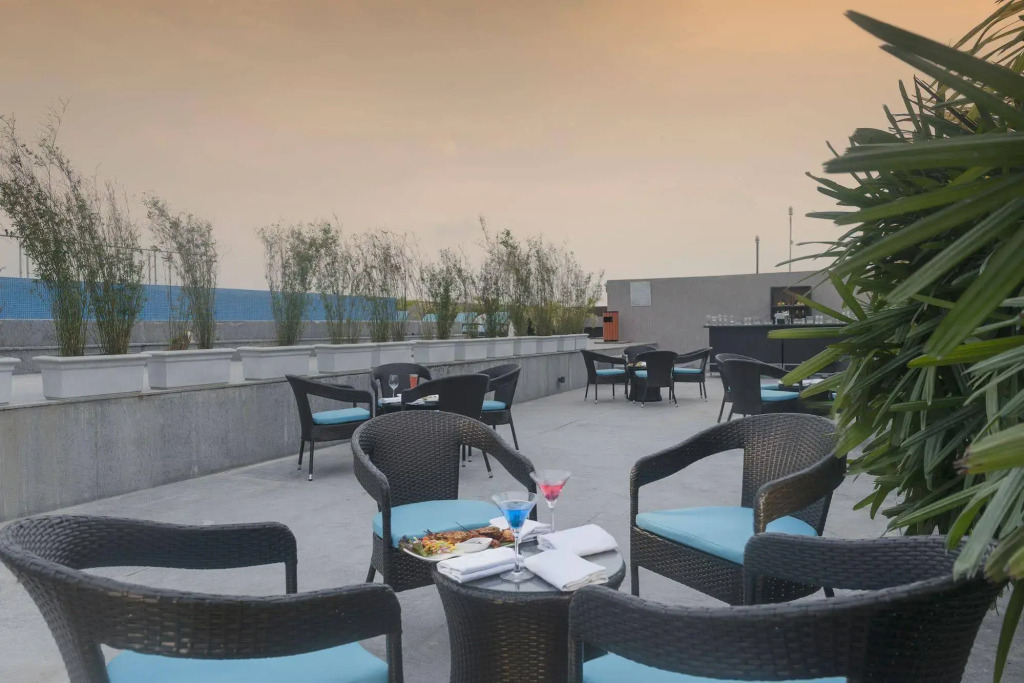 Holiday Inn Kolkata Airport by IHG