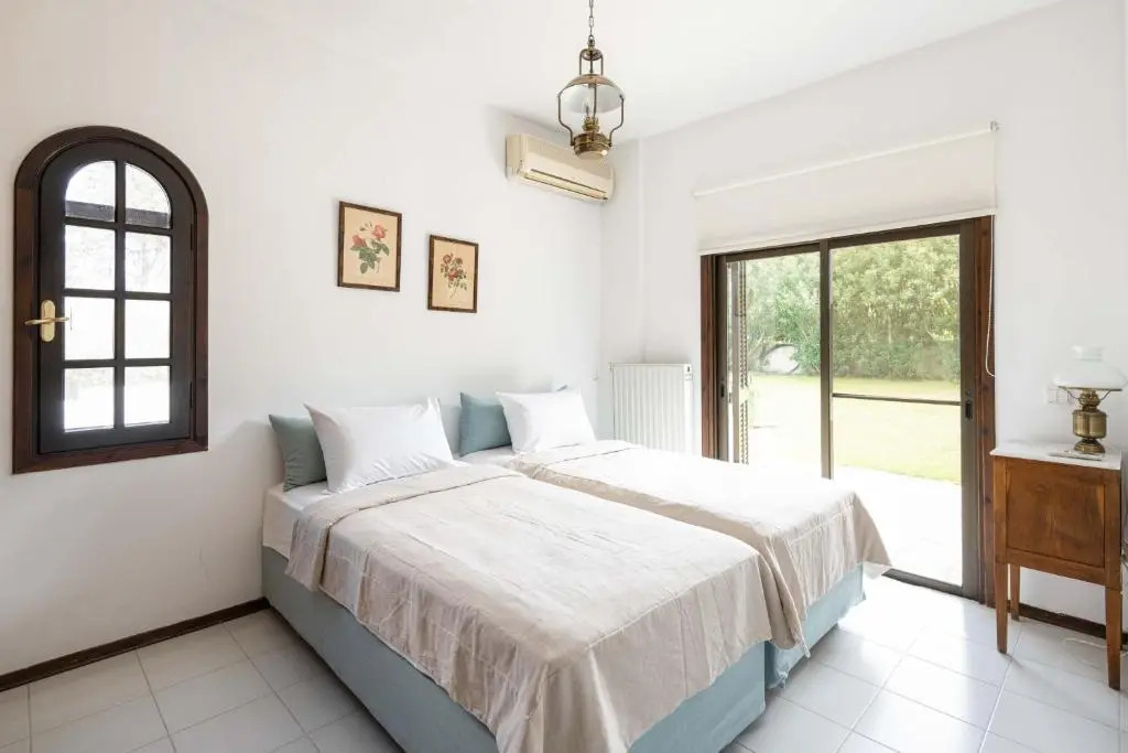 Escada Pool Villa, near Hanioti #FeelsLikeHome
