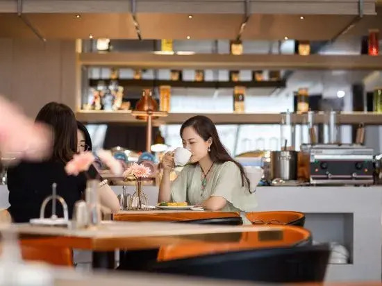 Paco Hotel (North Square Branch of Maoming HSR Station)