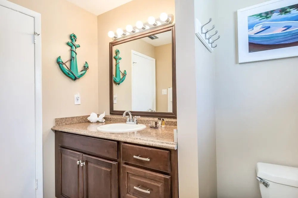 Waterfront 3br W/ Private Dock 3 Bedroom Duplex