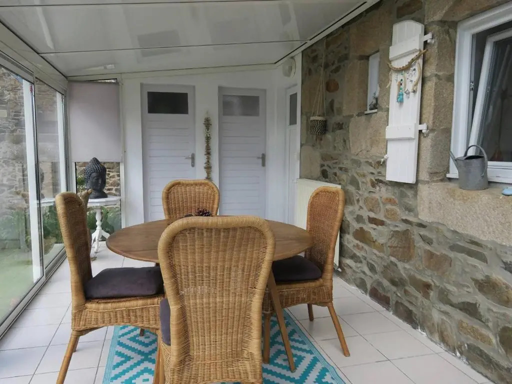 Maison de charme avec WIFI, jardin clos, véranda, à 350m du port à Perros-Guirec - FR-1-368-254