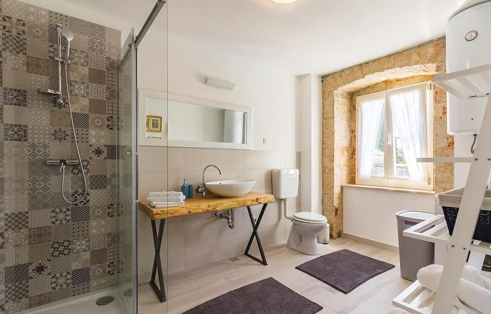 Nice Home in Peruski With Wifi and 3 Bedrooms