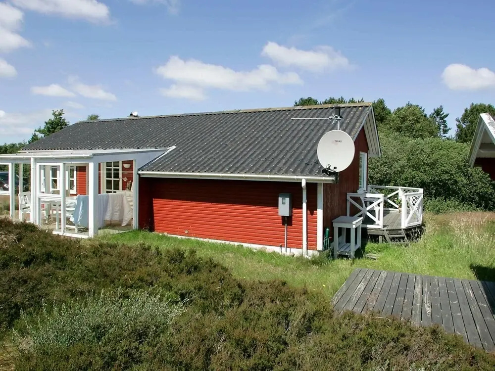 6 Person Holiday Home in Albaek