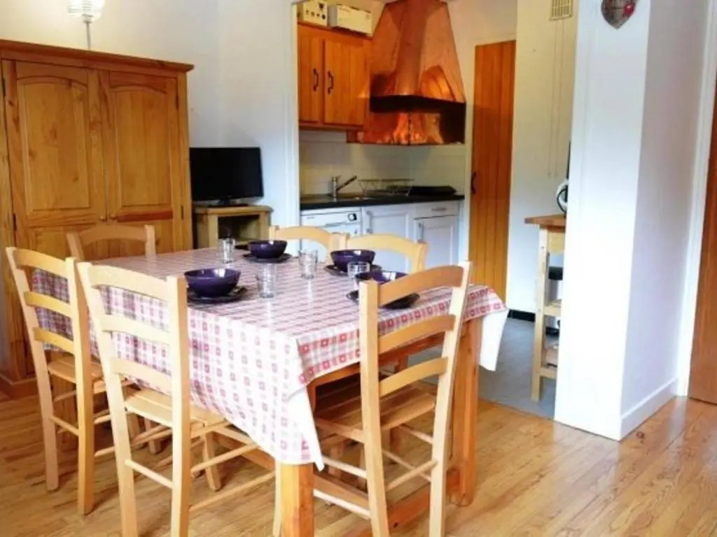 Appartement Le Grand-Bornand, 2 pièces, 6 personnes - FR-1-241-136