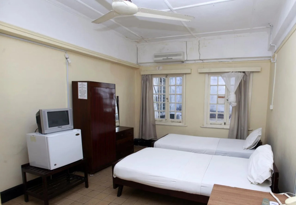 New Palm Tree Hotel