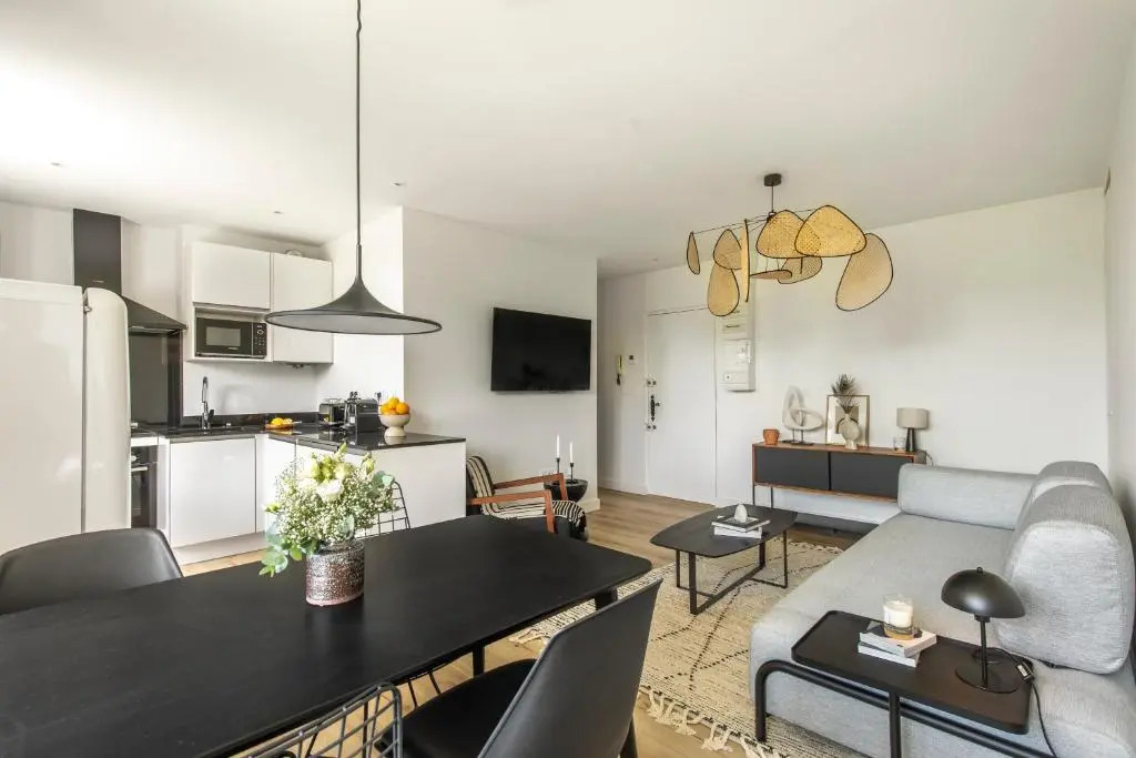 Helder Bagheera - 2 bedrooms - High Speed internet - optional parking