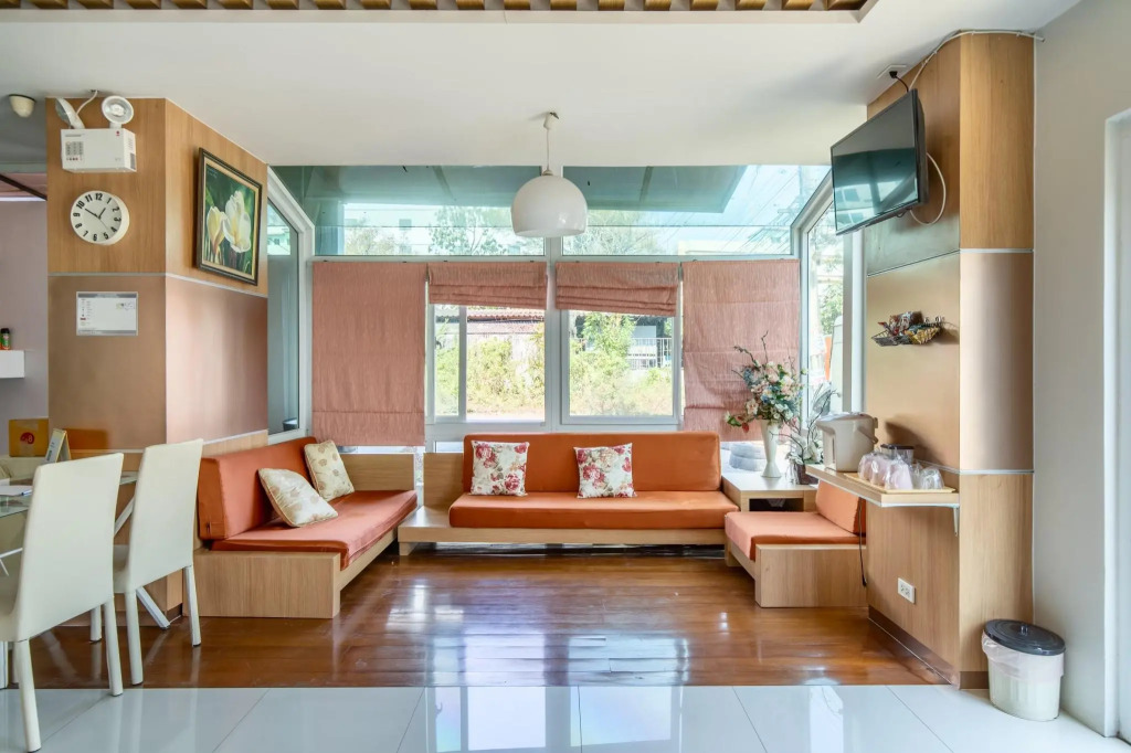 Riski Residence Ngamwongwan