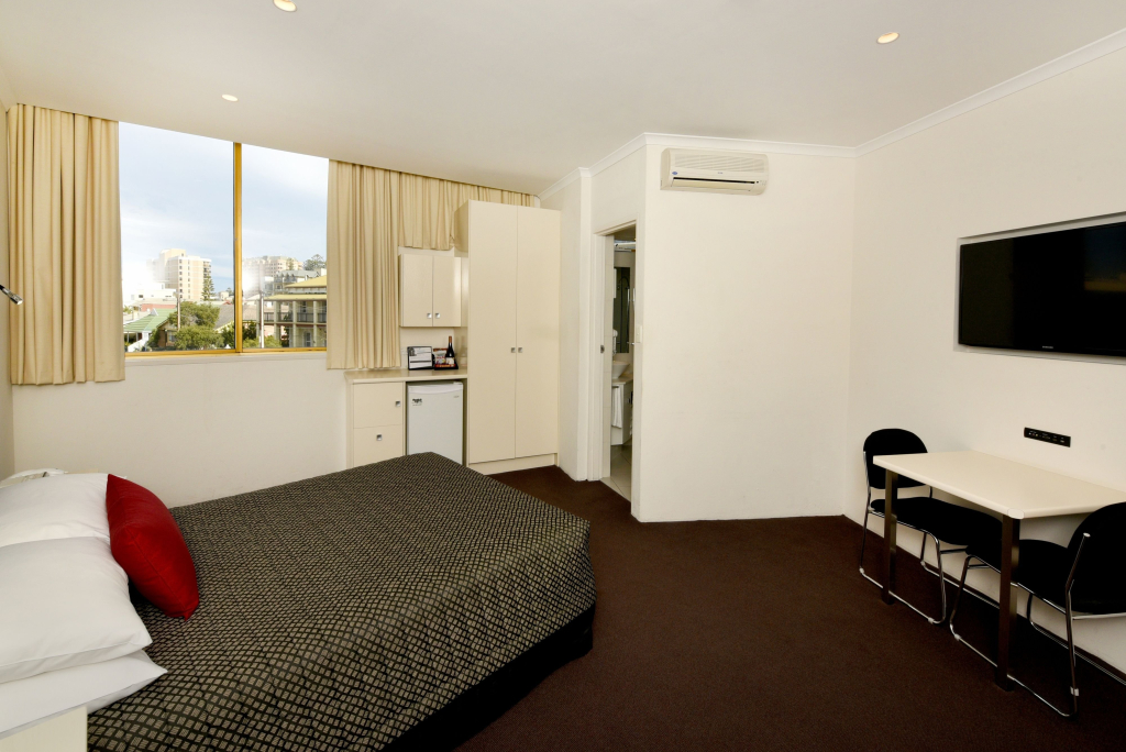 Atlantic Tower Motor Inn