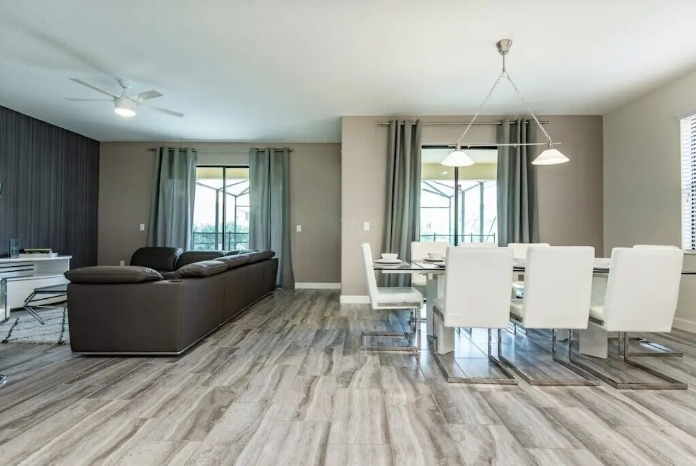 6-Bedroom Villa in Davenport 5425SC