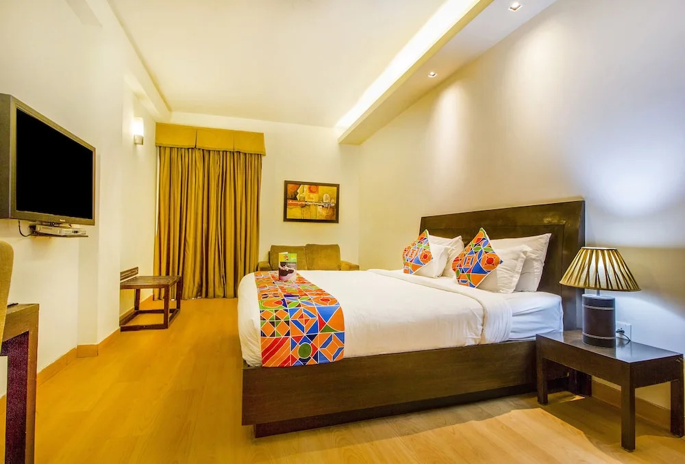 Cabana Hotel