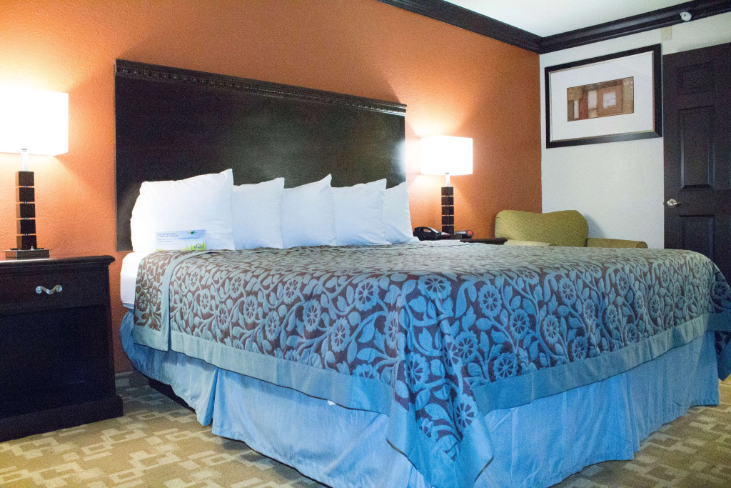 Days Inn by Wyndham Oklahoma City/Moore