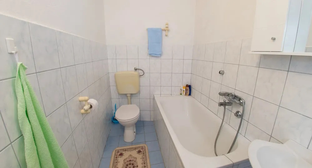 Old Bridge Terrace Apartment