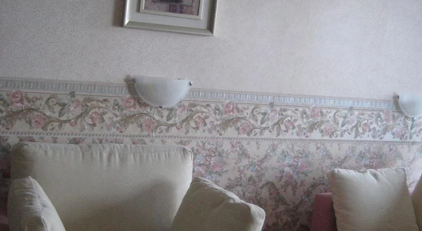 Royal Family Hotel