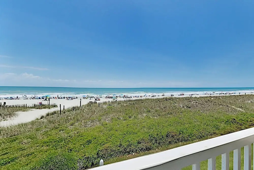 End-unit Ocean Pier W/ Ocean Views & Pool 2 Bedroom Condo