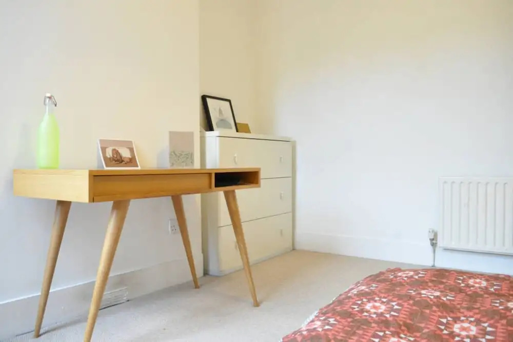 Bright 2 Bedroom Apartment in Battersea