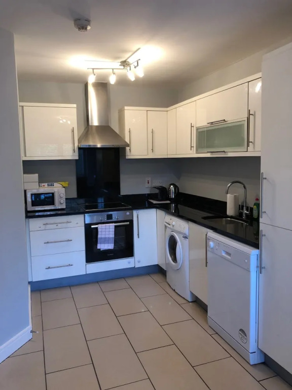 D13 Self Catering