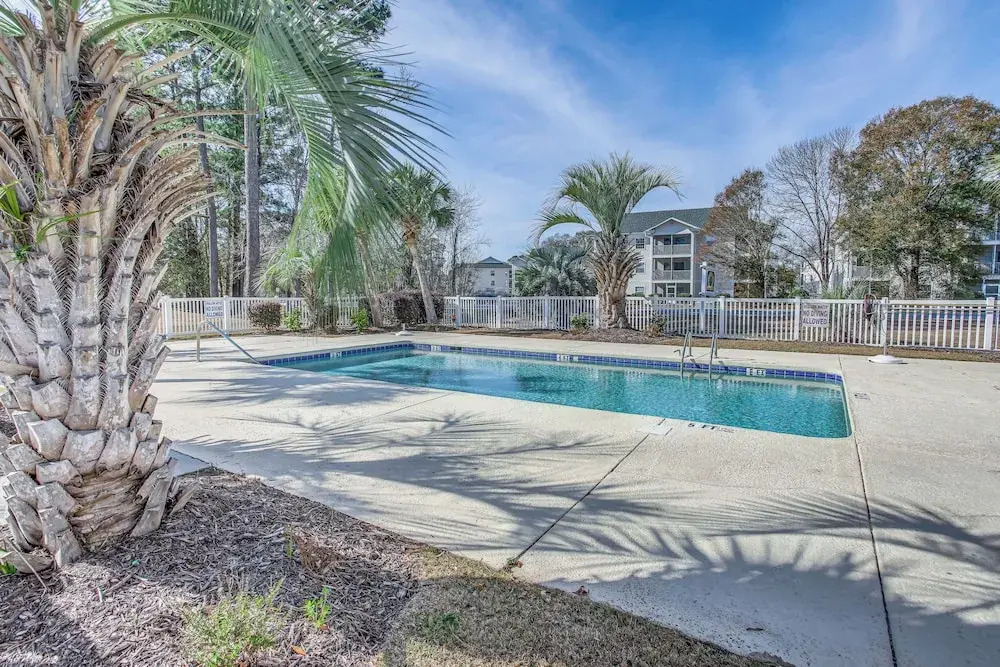Golf Course View & Pool Access: River Oaks Condo