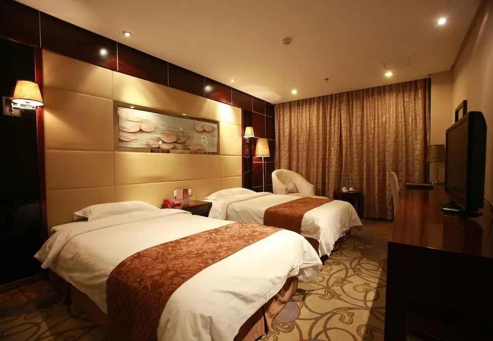 Century Hotel