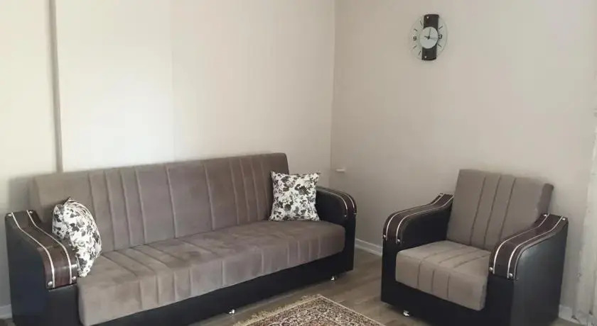 Golden Life Apartment