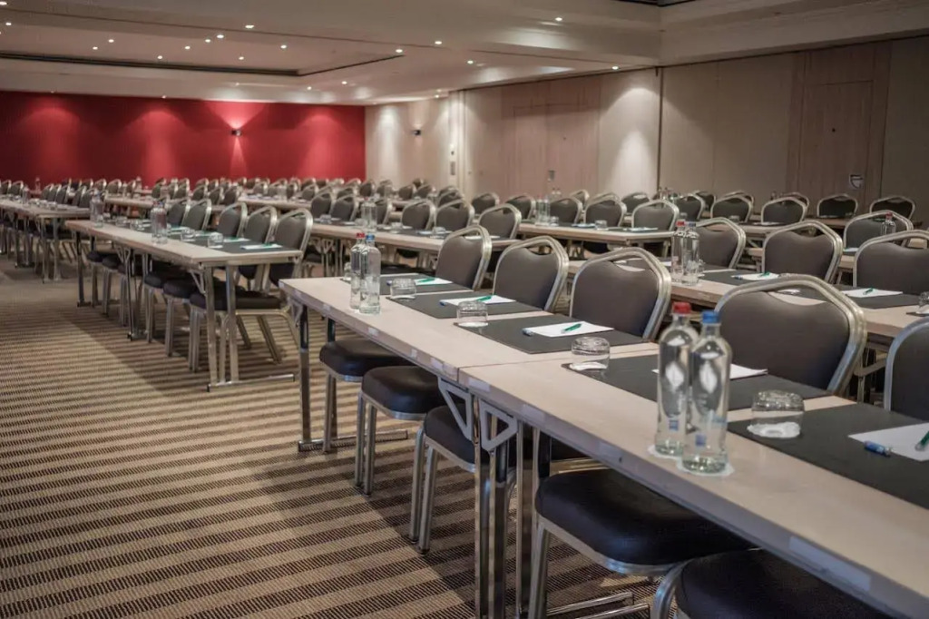 Отель Parker Hotel Brussels Airport