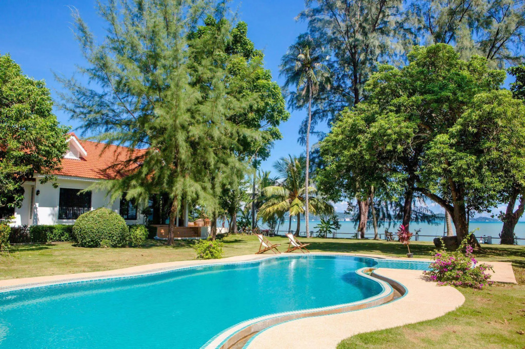 Villa Miracle