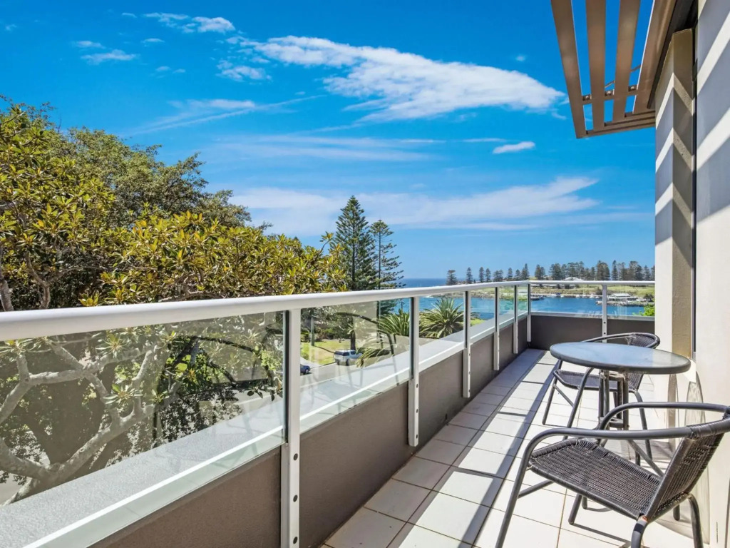 SEBEL HARBOURSIDE 301 Kiama and surrounds 4pm check out Sundays