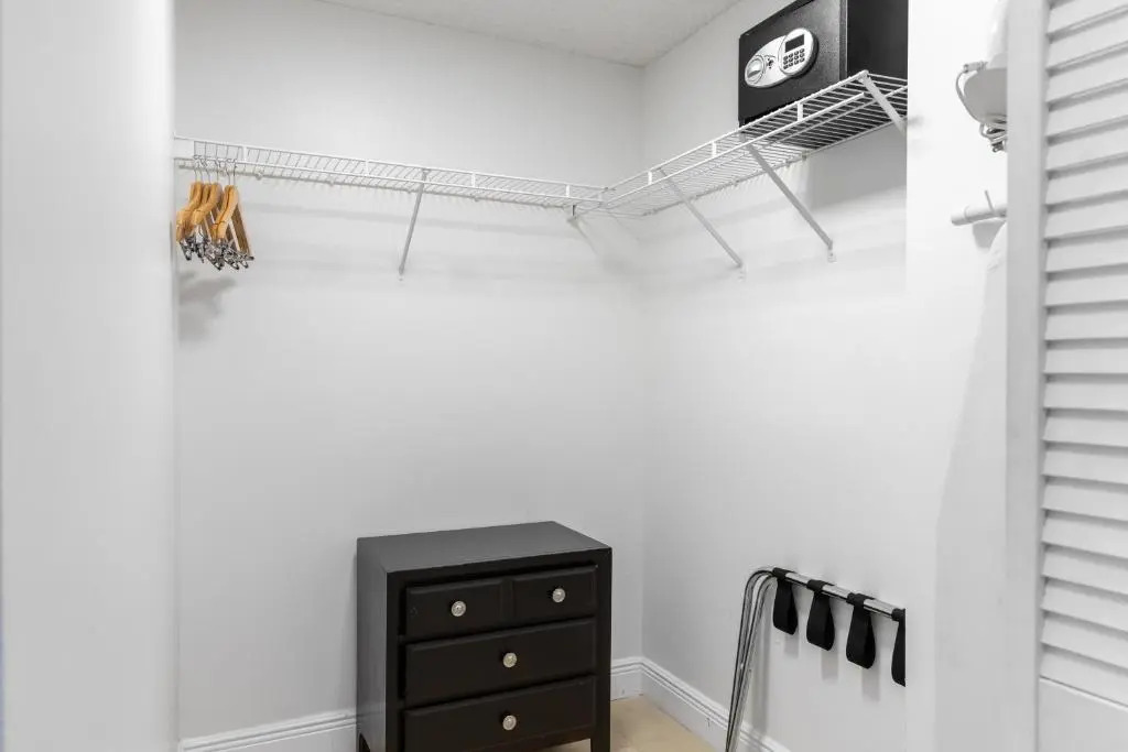 Fortune House Hotel Suites