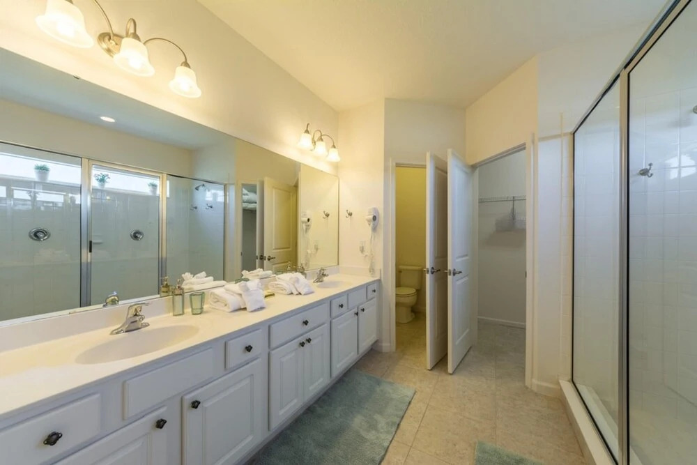 Bella Vida 6 Bedroom Home by Florida Star Vacations