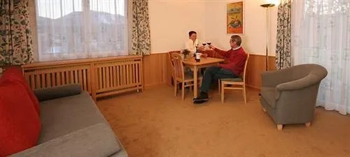 Apparthotel Montana