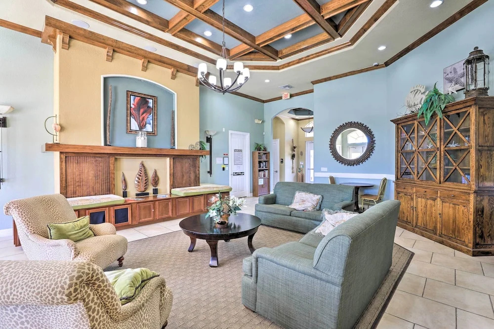 6 Mi to Disney: Resort Home w/ Pool Access!