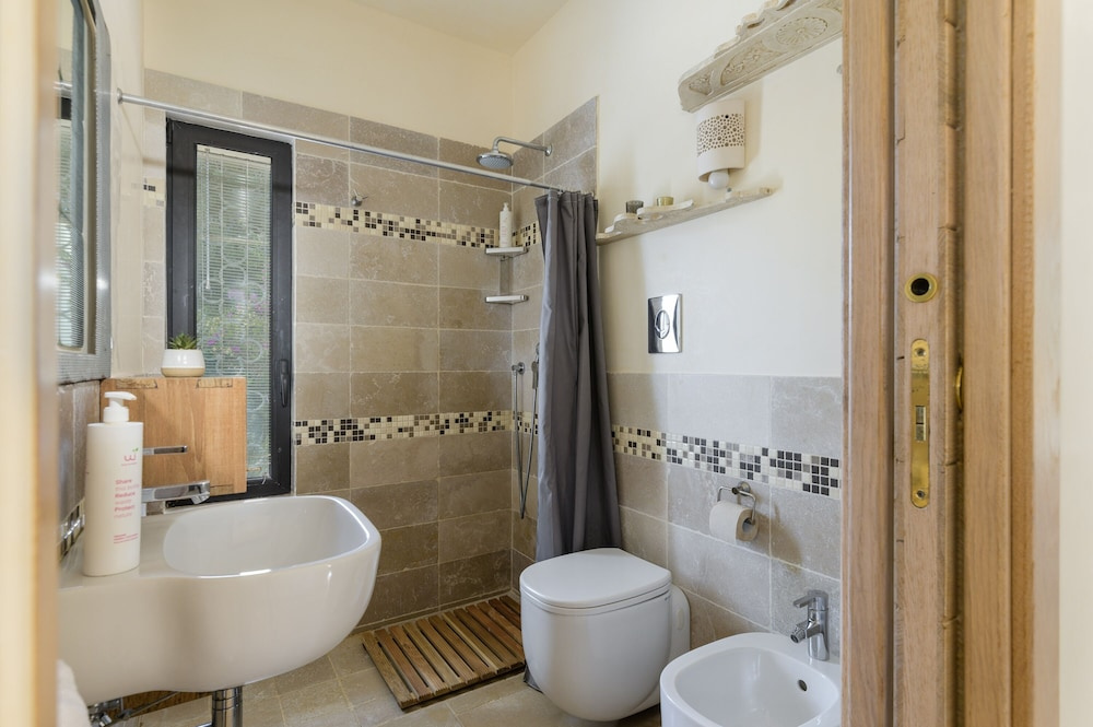 Villa Opale con piscina by Wonderful Italy