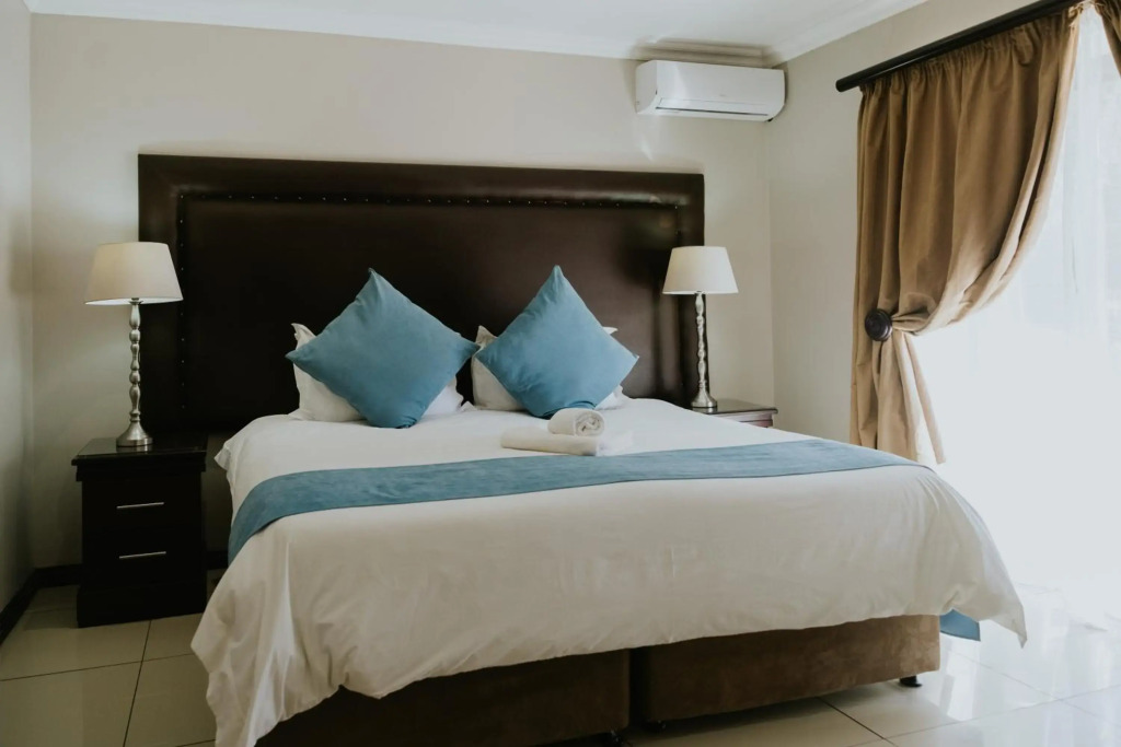 Le Grand Chateau Hotel