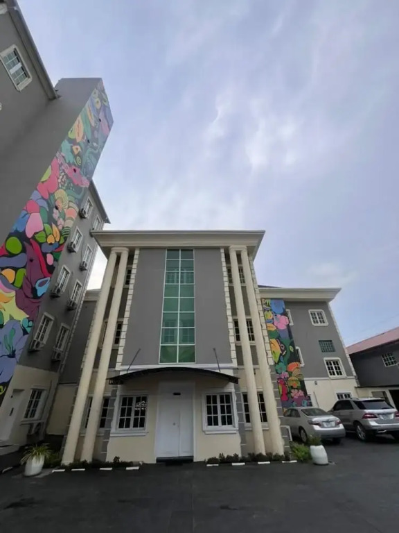 Sweet Home Hotel and Apartments