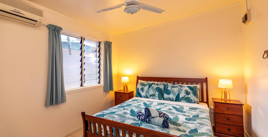 Coral Sands Apartments