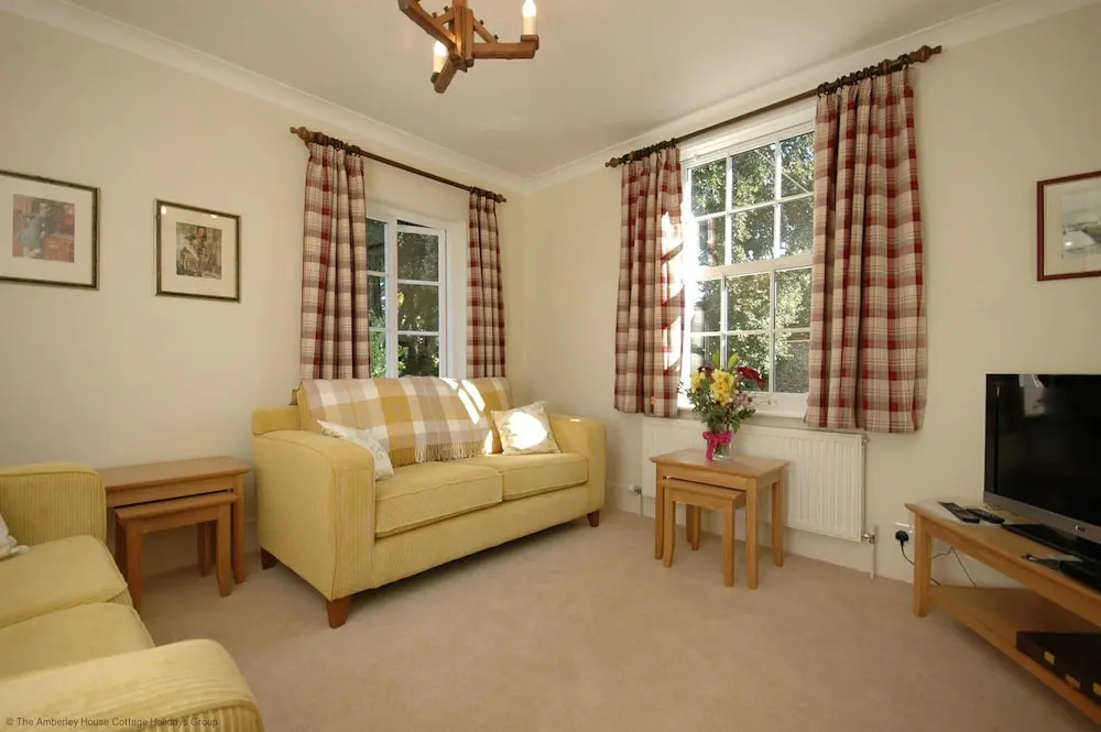 Courtyard Cottage