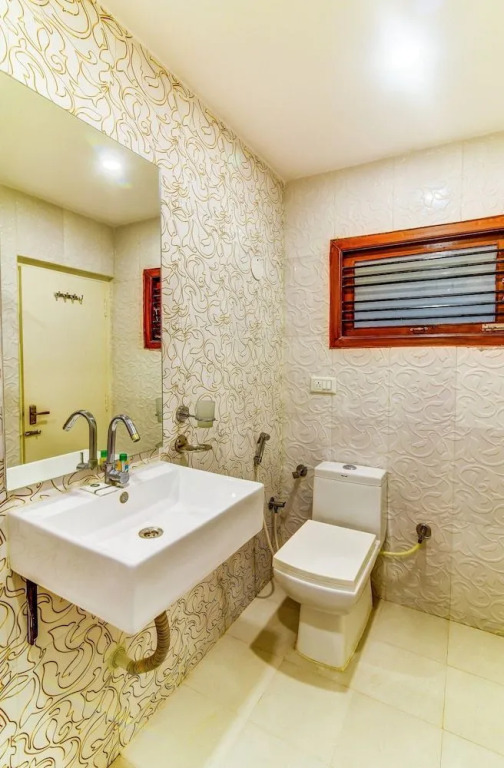 FabHotel Hazel Suites