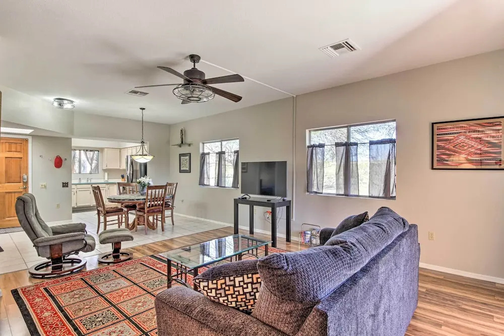 Tranquil Green Valley Townhome w/ Mtn Views!