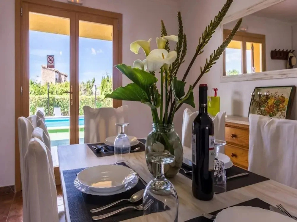 Spacious Villa in Alcudia With Pool