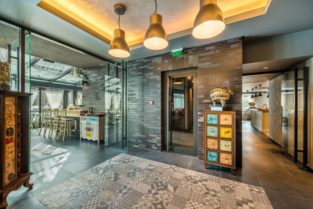 All Seasons Residence Design Hotel