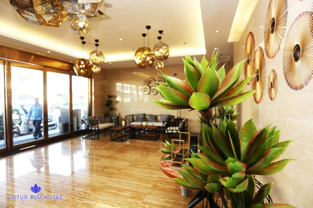 Lotus Blu Hotel