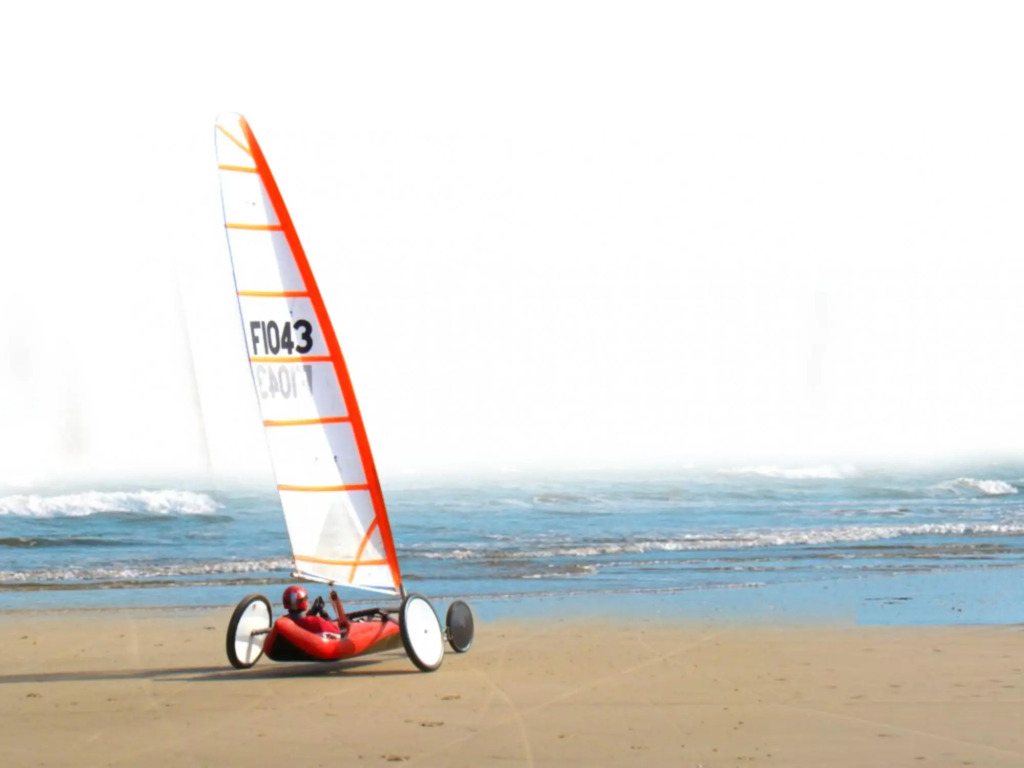 Modern beachside apartment in Bray-Dunes close to De Panne