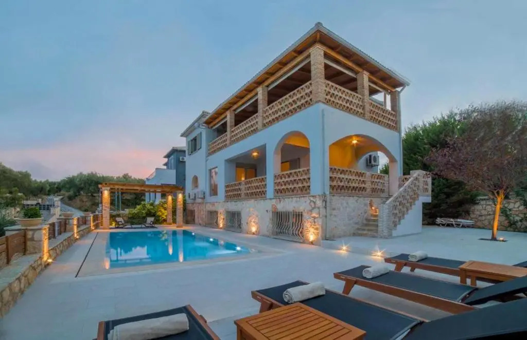 Villa Daphne in Koridallos