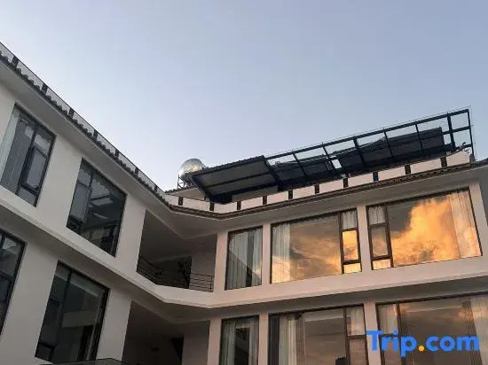 Ruoyun Designer Homestay
