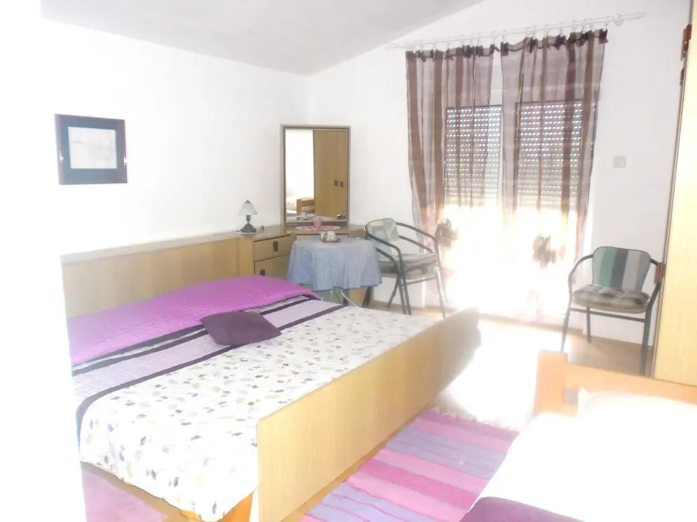 Apartment With one Bedroom in Banjol, With Wonderful sea View, Enclose