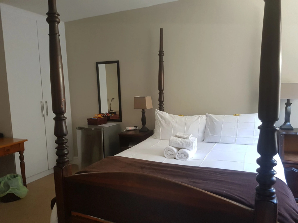 Melkbosch Guesthouse