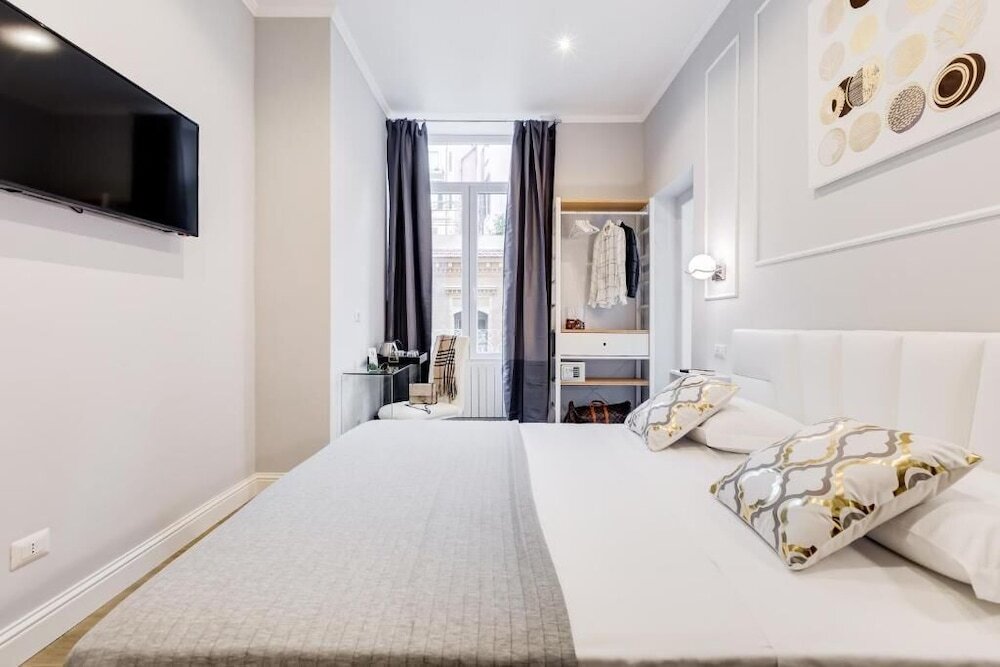 Opera Private Suites by Premium Suites Collection