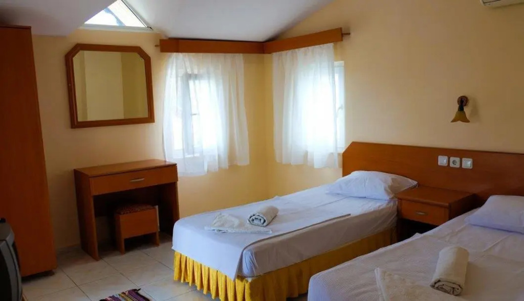 Amanda Hotel