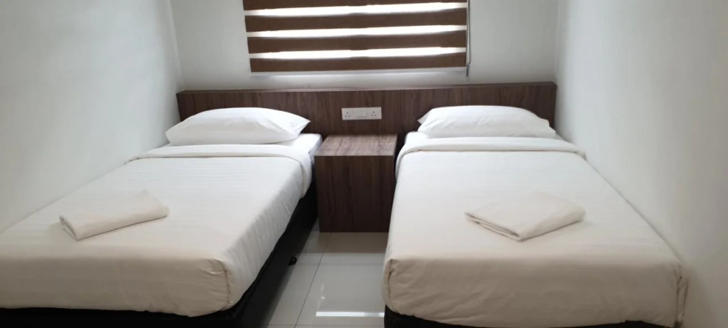 AZ Hotel & Serviced Apartments
