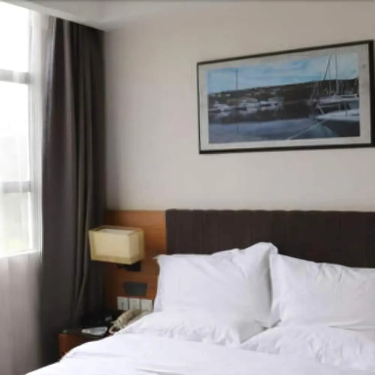 Yeste Hotel